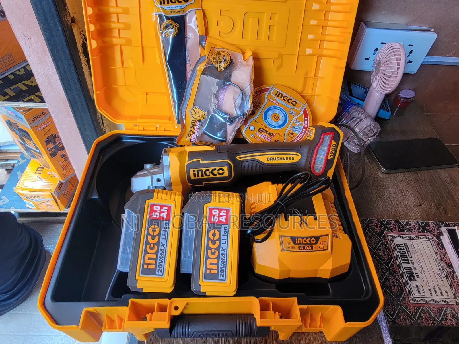 Ingco Cordless Angle Grinder 20v 5.0ah Battery 1200w