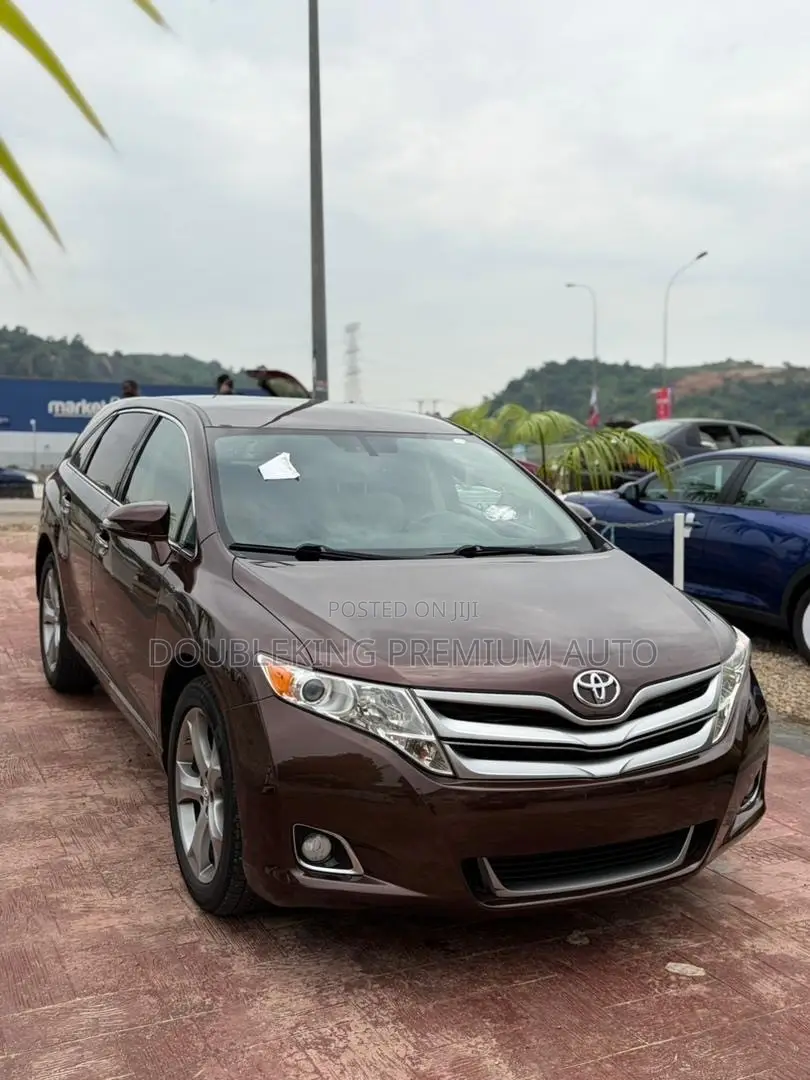 Toyota Venza XLE AWD V6 2013 Brown