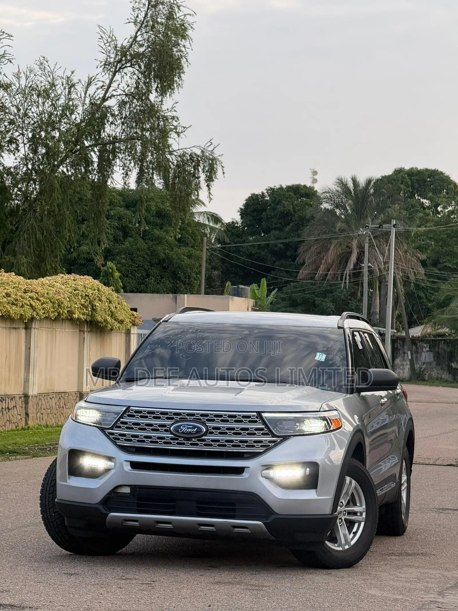 Ford Explorer 2020 Gray