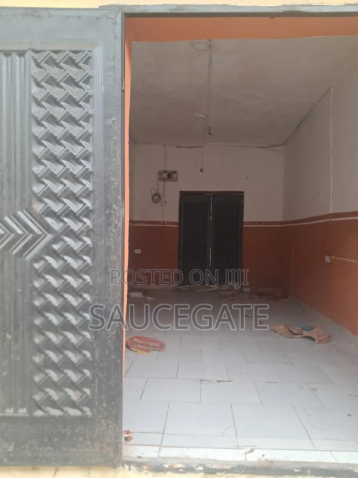 Shop Double Shop at Iegun Markert Satellite