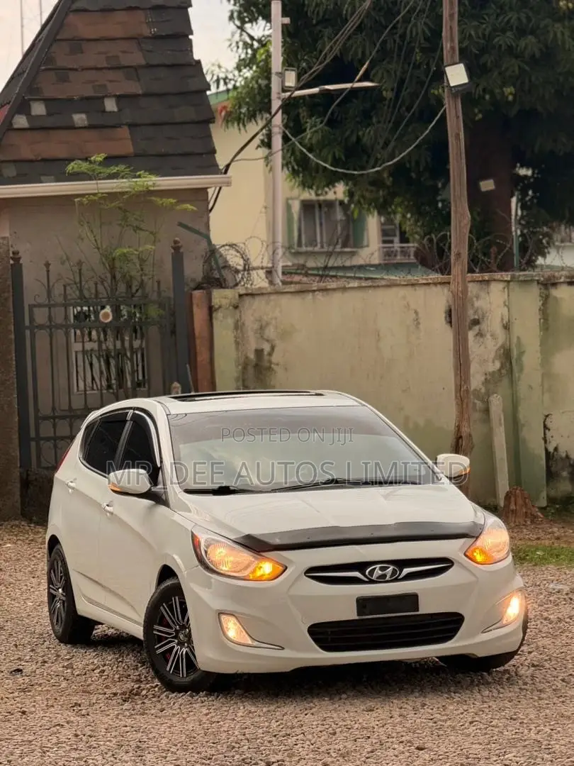 Hyundai Accent 2013 White