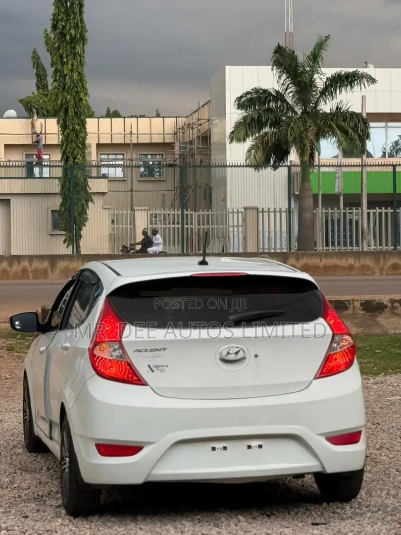 Hyundai Accent 2013 White