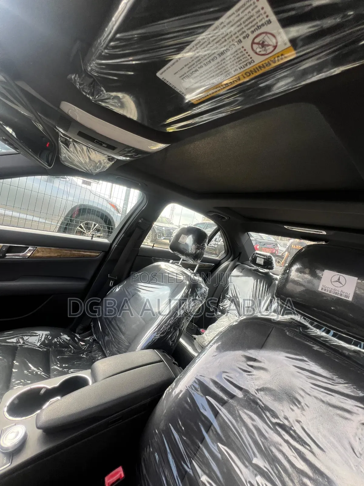 Mercedes-Benz C300 2011 Black