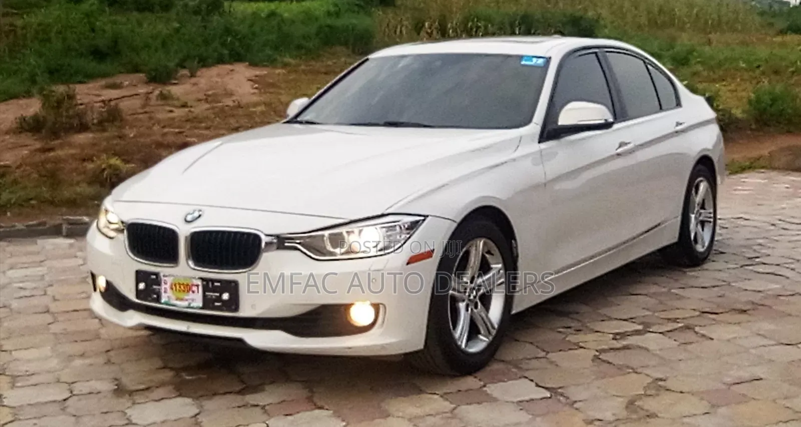 BMW 3 Series 320i RWD 2014 White