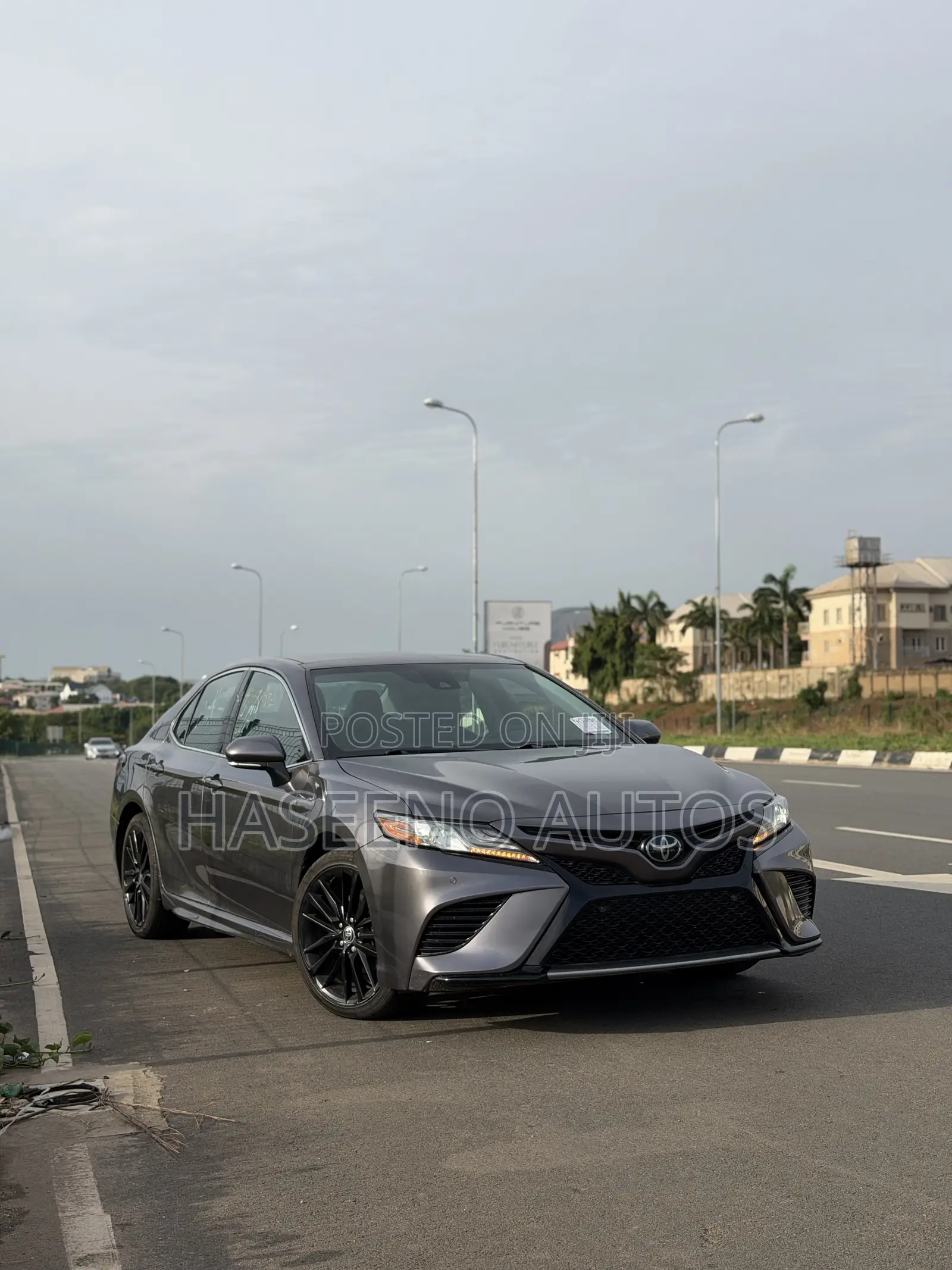 Toyota Camry XSE (2.5L 4cyl 8A) 2019 Gray