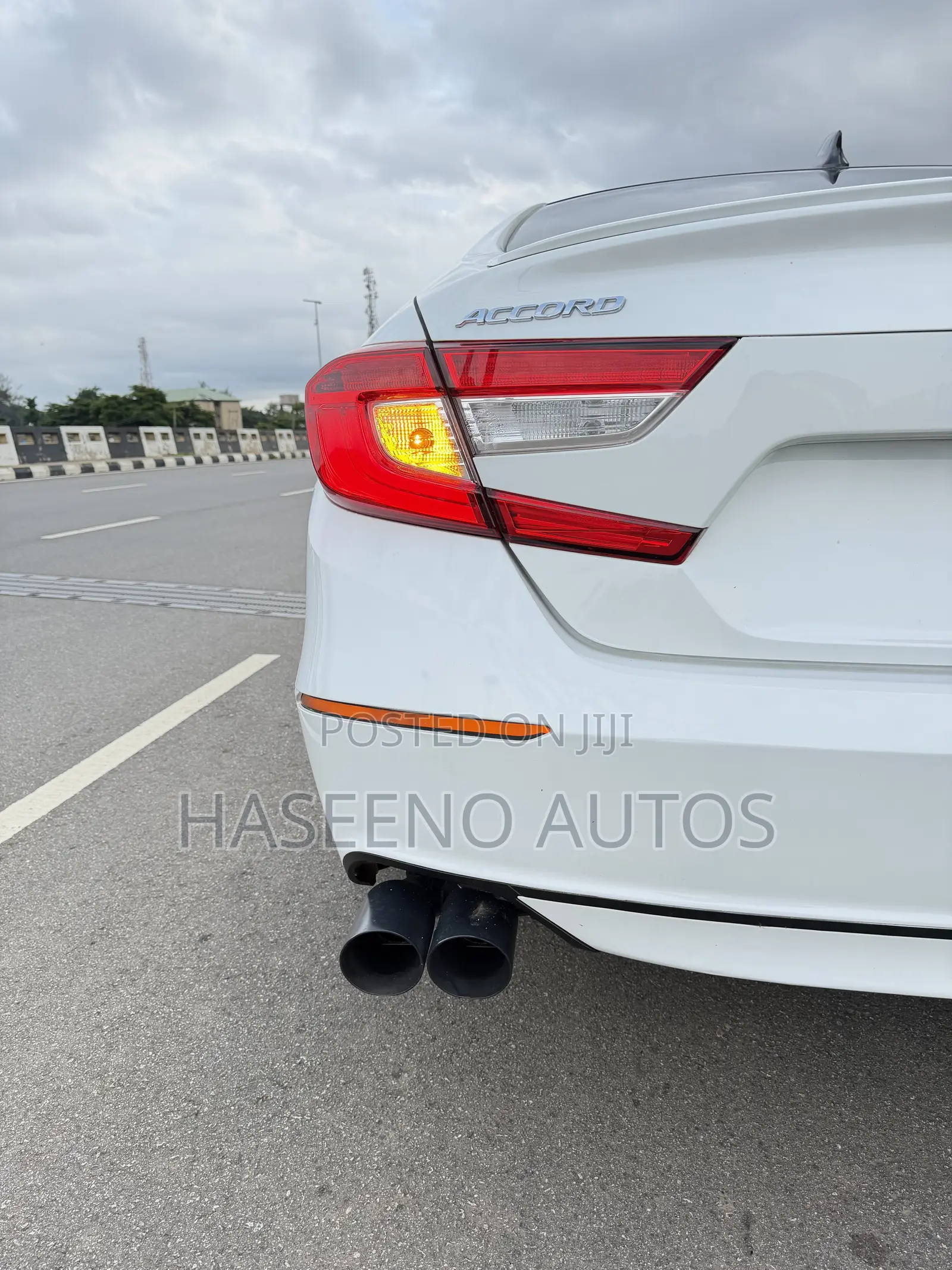 Honda Accord Sport (1.5L 4cyl Turbo 6M) 2019 White