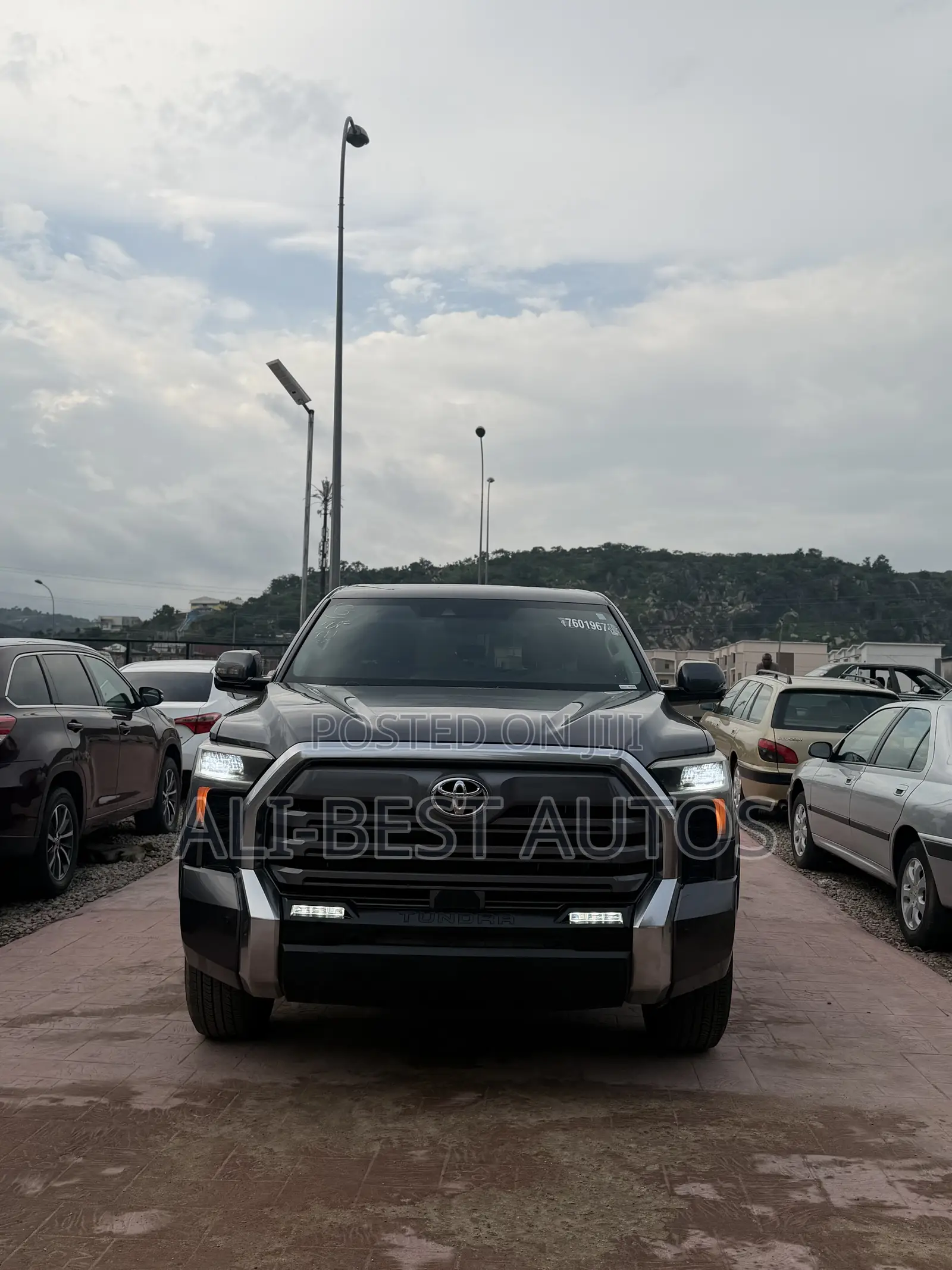 Toyota Tacoma 2023 Gray