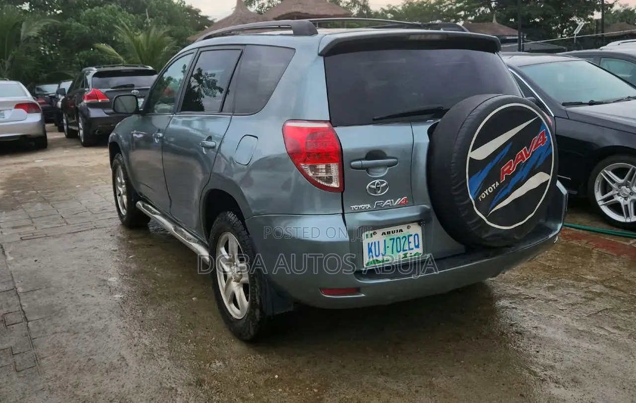 Toyota RAV4 2008 Green