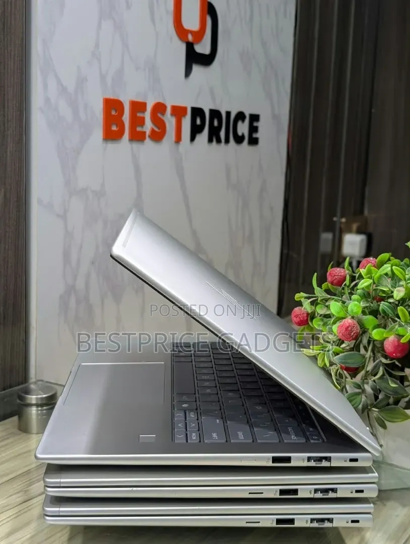 Laptop HP EliteBook 640 G11 16GB AMD Ryzen 7 SSD 512GB