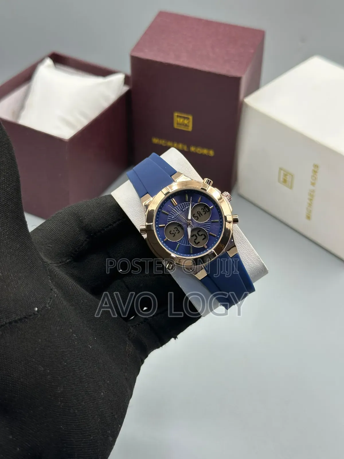 Feminine Micheal Kors Wristwatch