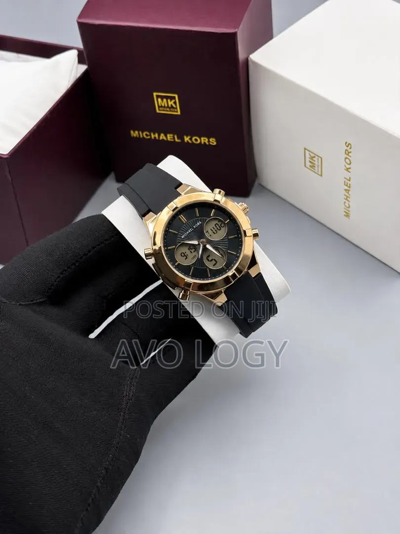 Feminine Micheal Kors Wristwatch