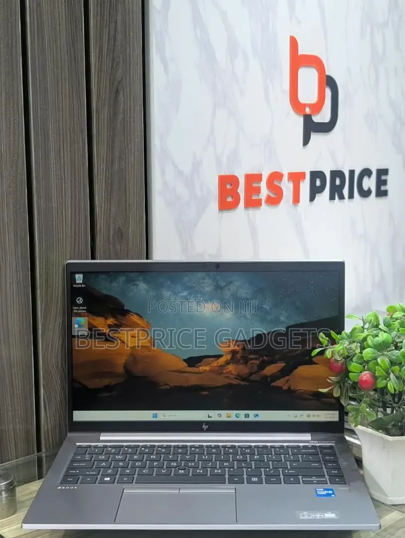 Laptop HP ZBook Firefly G8 16GB Intel Core i5 SSD 256GB