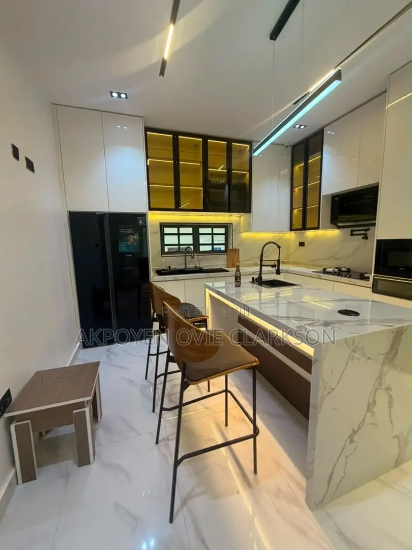 6bdrm Duplex in Apo Resettlement for sale