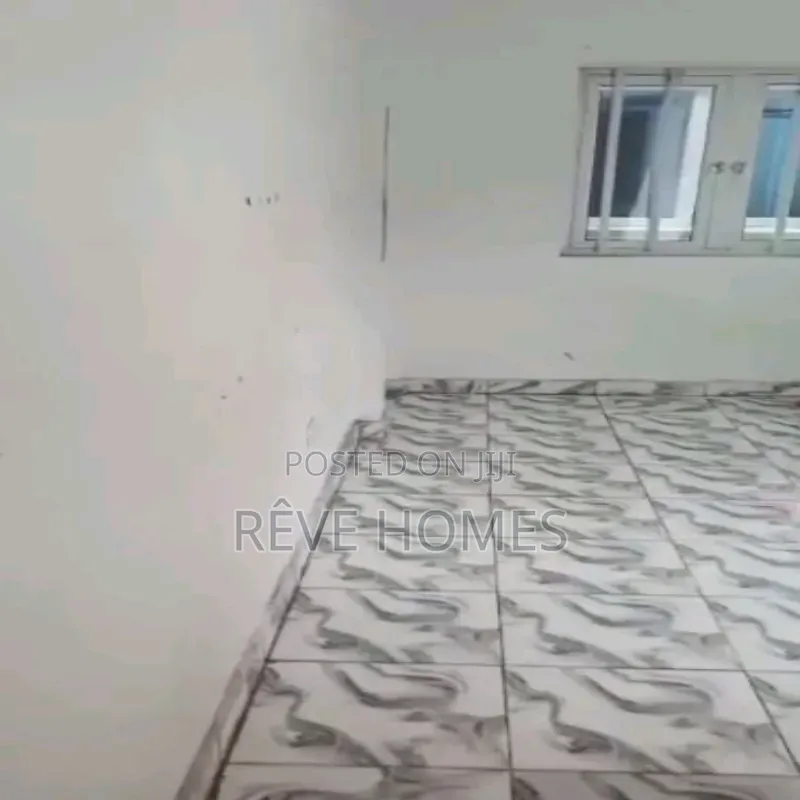2bdrm Block of Flats in Alagomeji for rent