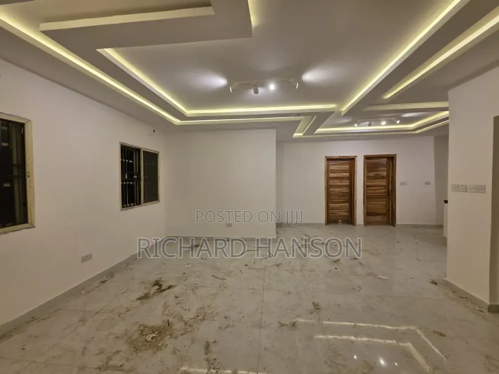 2bdrm Apartment in Phase 1 for rent