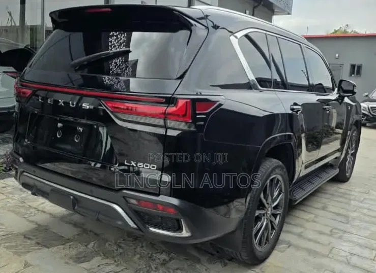 Lexus LX 600 2025 Matt Black
