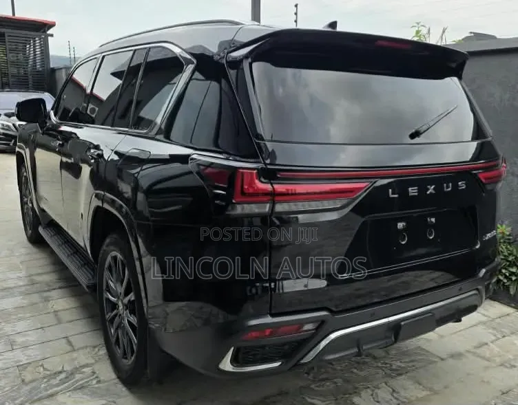 Lexus LX 600 2025 Matt Black