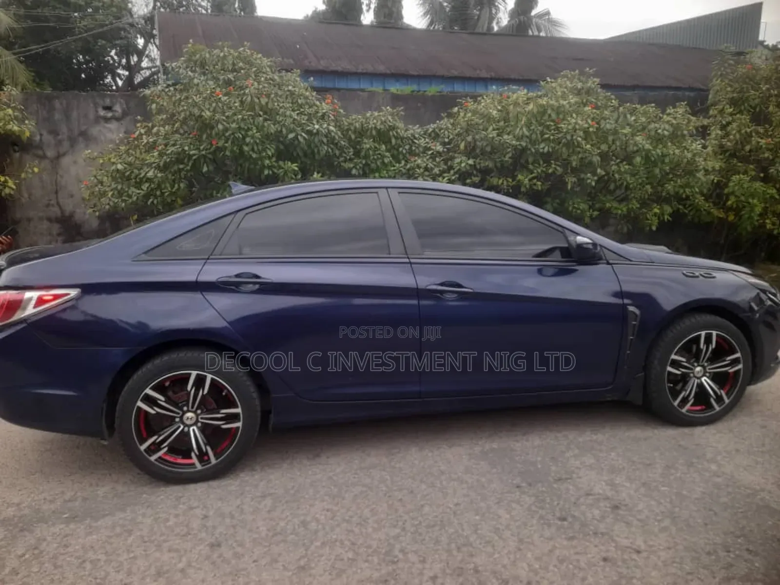 Hyundai Sonata Limited 2.0T Sedan (2.0L 4cyl 6A) 2011 Purple