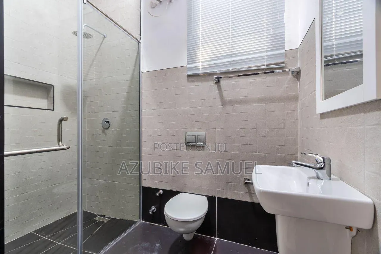 4bdrm Townhouse/Terrace in Luguard Avenue Ikoyi for sale
