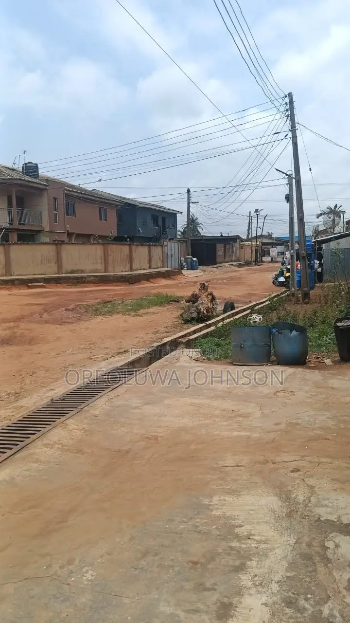 3bdrm Block of Flats in Graceland Estate, Iseri Olofin for sale