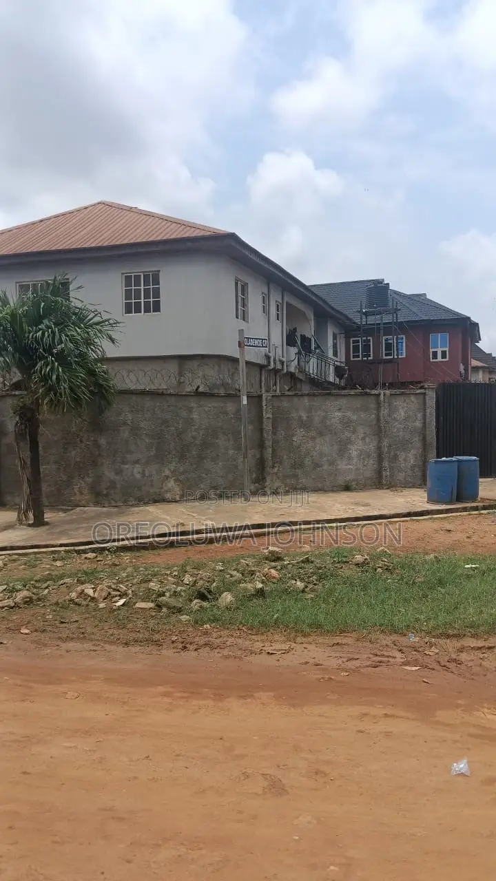 3bdrm Block of Flats in Graceland Estate, Iseri Olofin for sale
