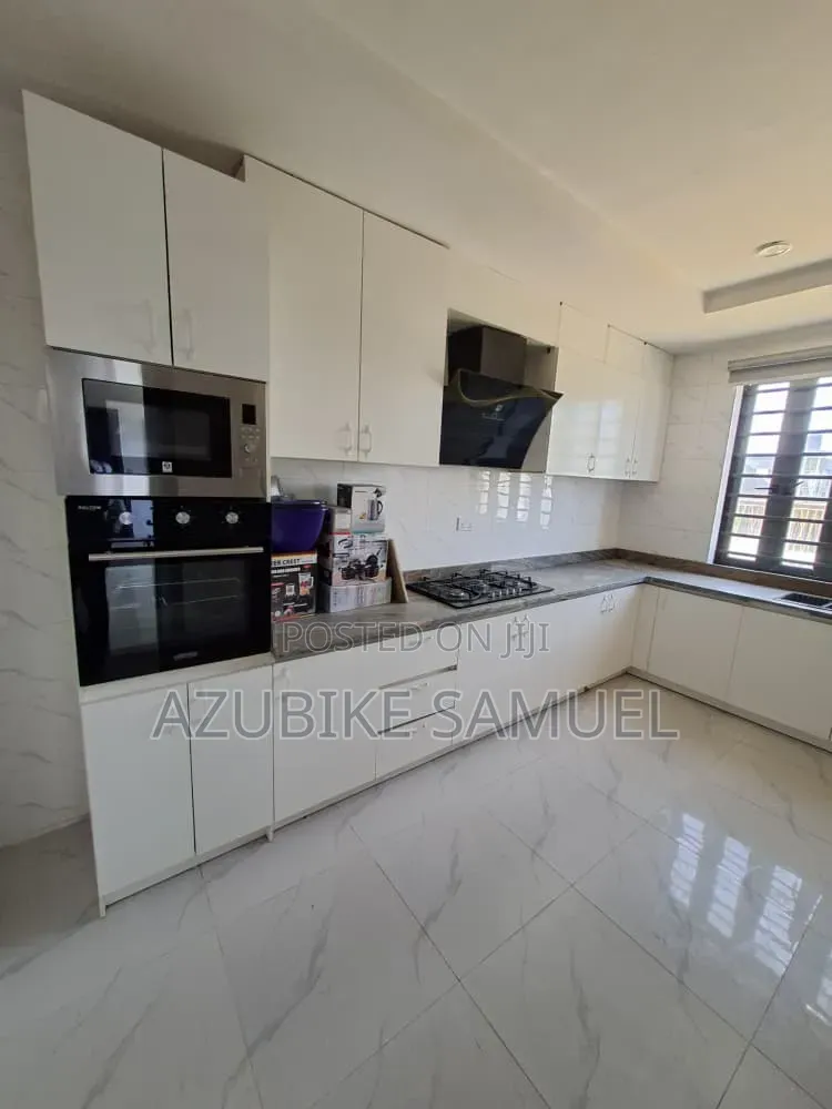 Furnished 2bdrm Block of Flats in Ikate Elegushi Lekki for rent