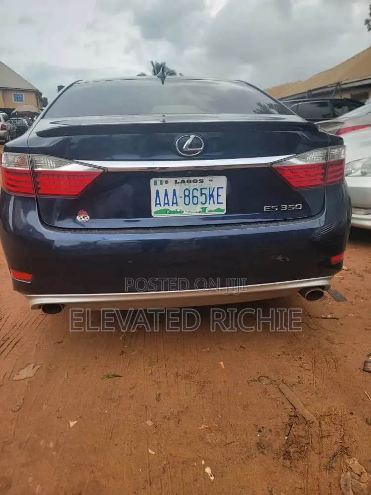 Lexus ES 2014 Blue