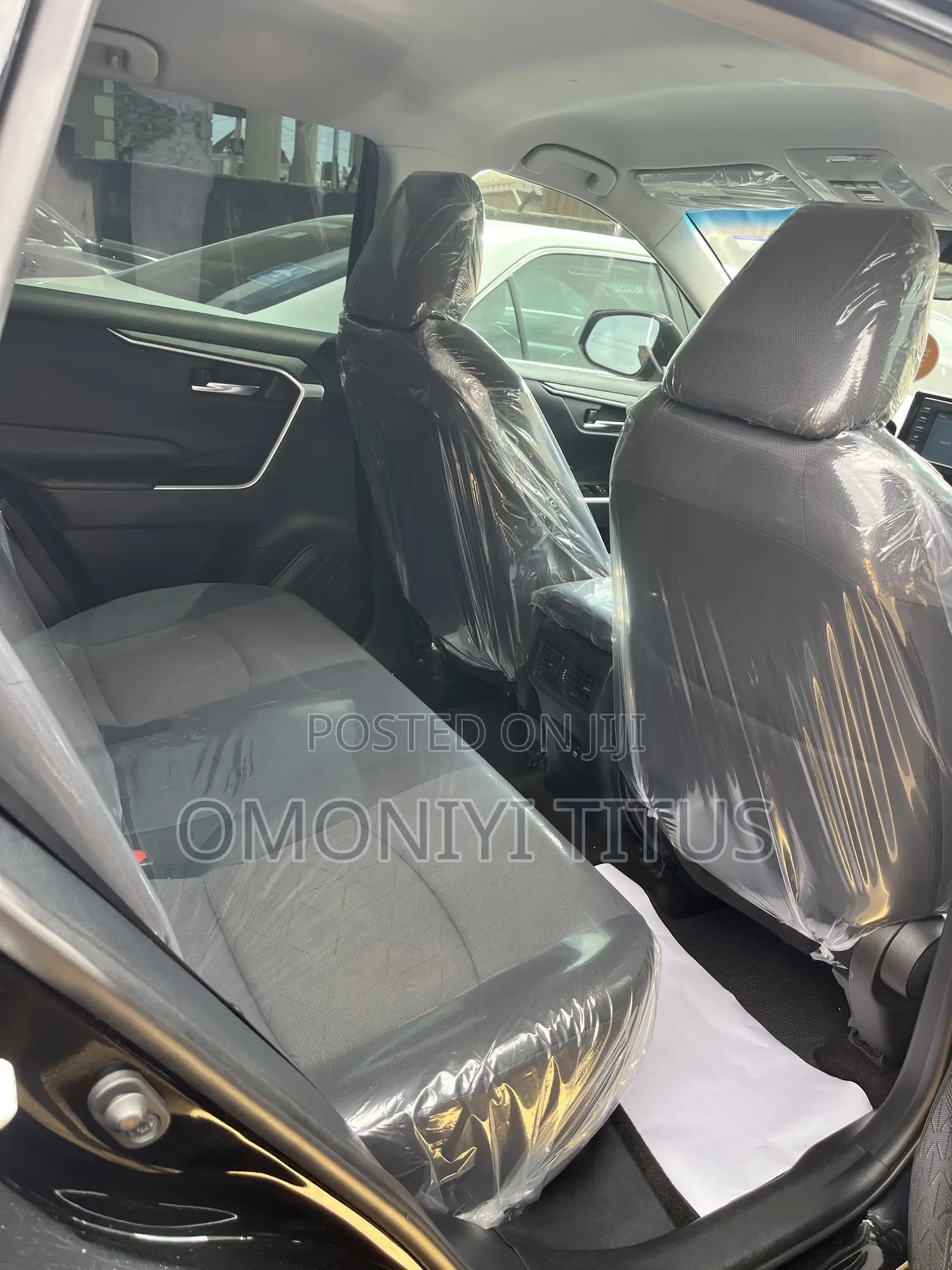 Toyota RAV4 XLE AWD 2020 Black