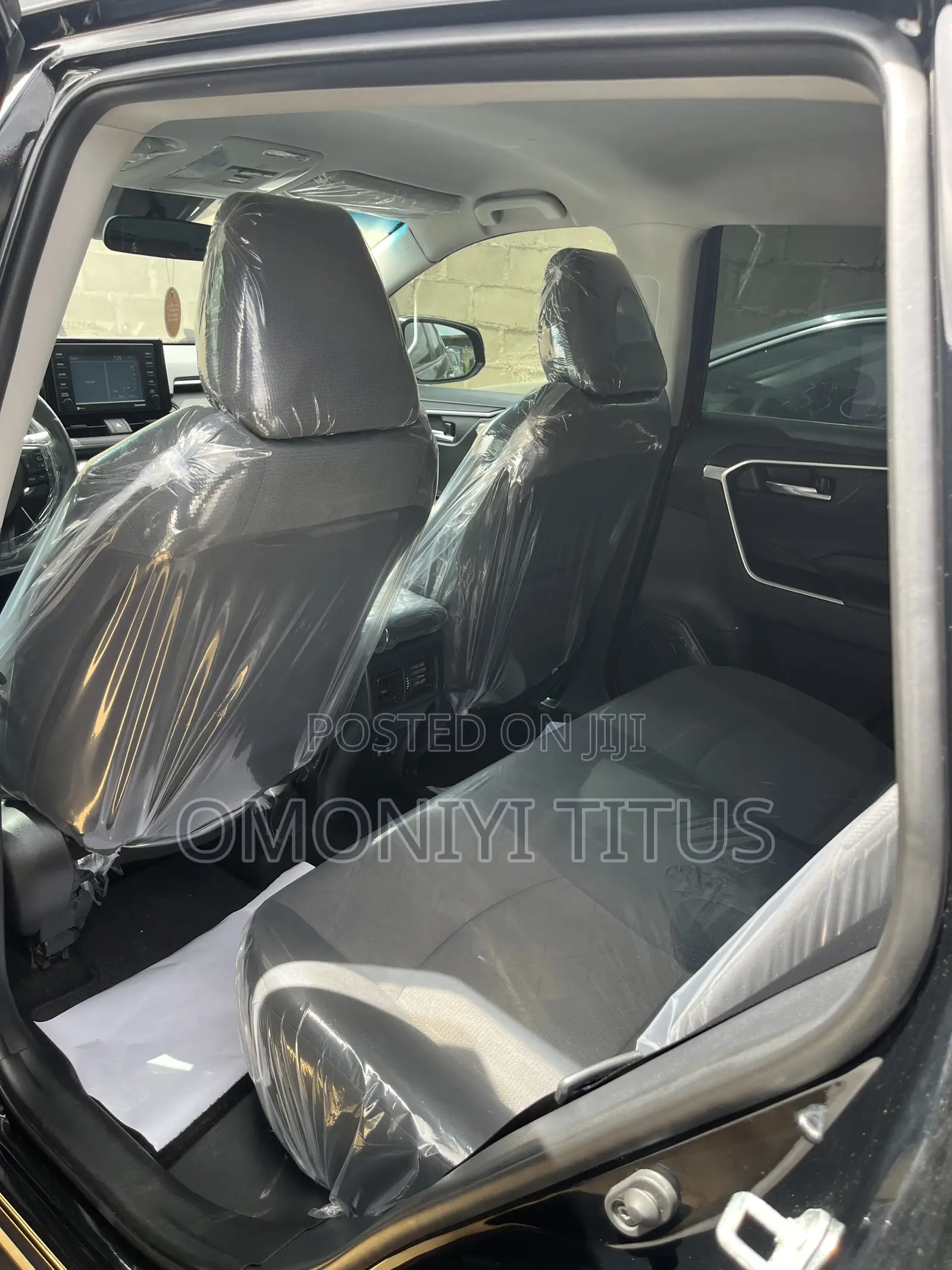 Toyota RAV4 XLE AWD 2020 Black
