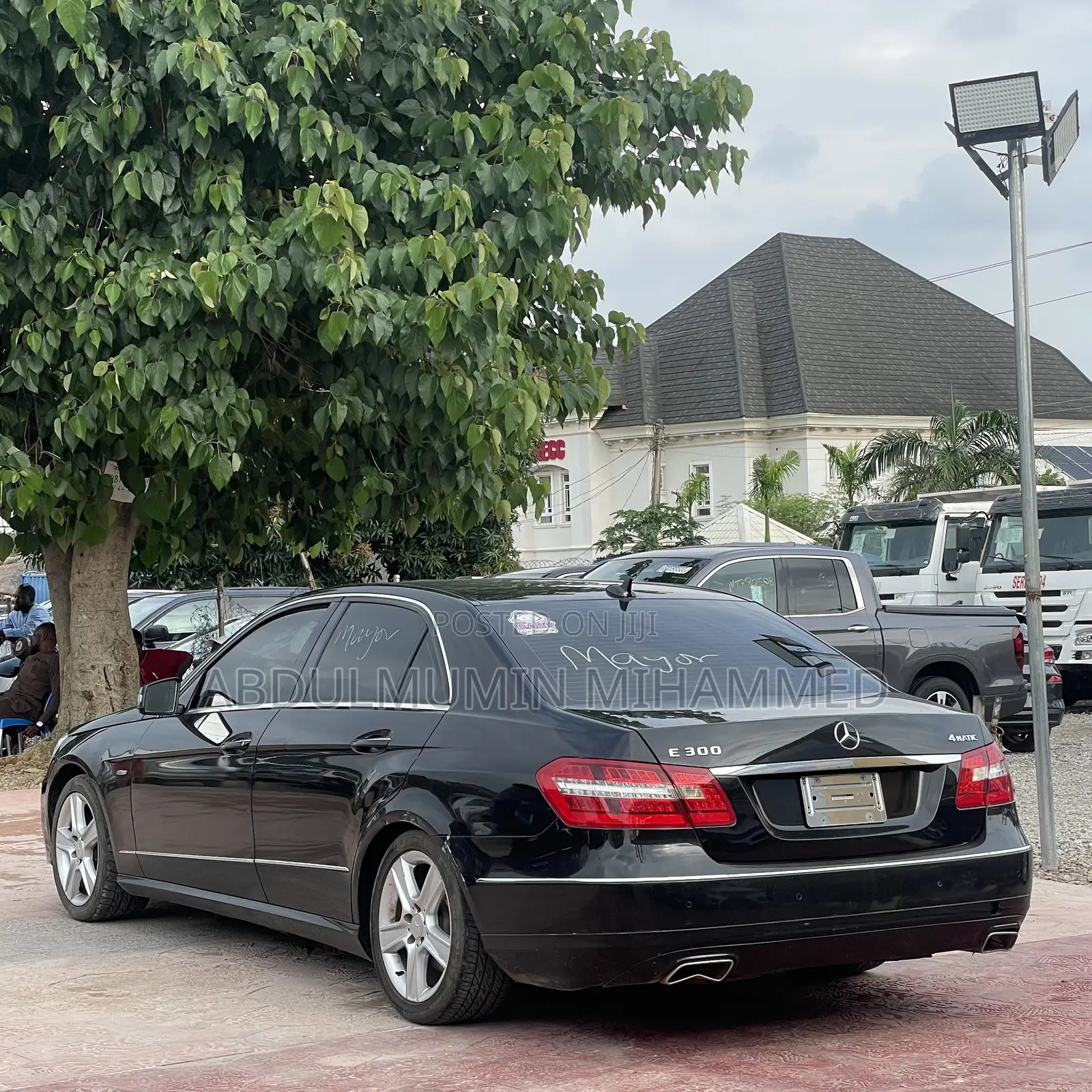 Mercedes-Benz E300 2012 Black