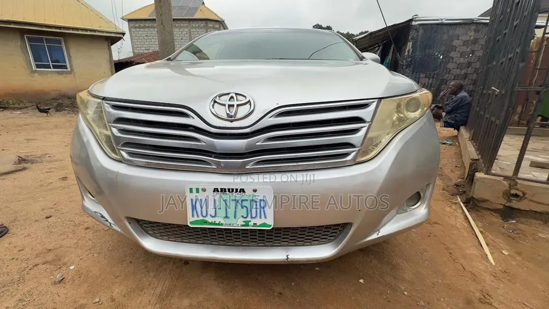 Toyota Venza 2012 Silver
