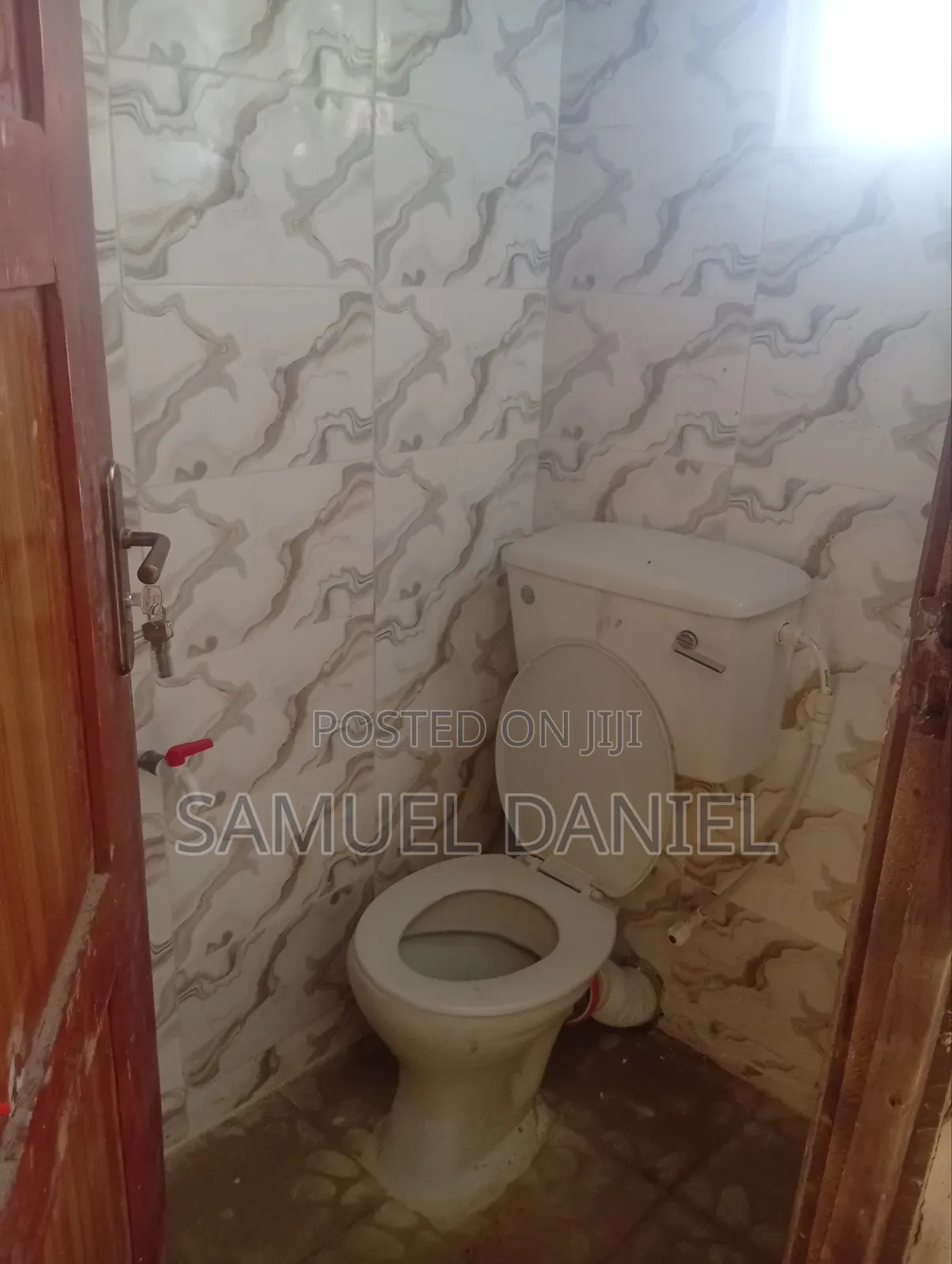 2bdrm Bungalow in Blessing Estate, Ikorodu Garage for rent