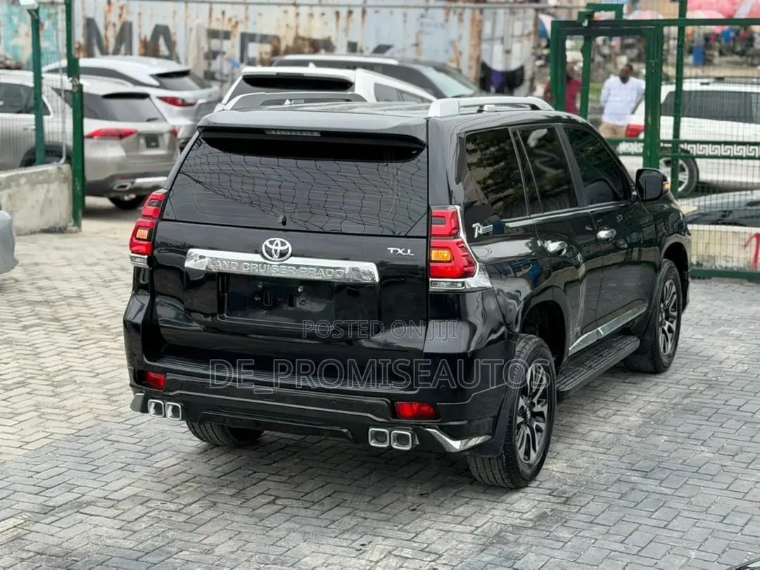Toyota Land Cruiser Prado 2020 Black