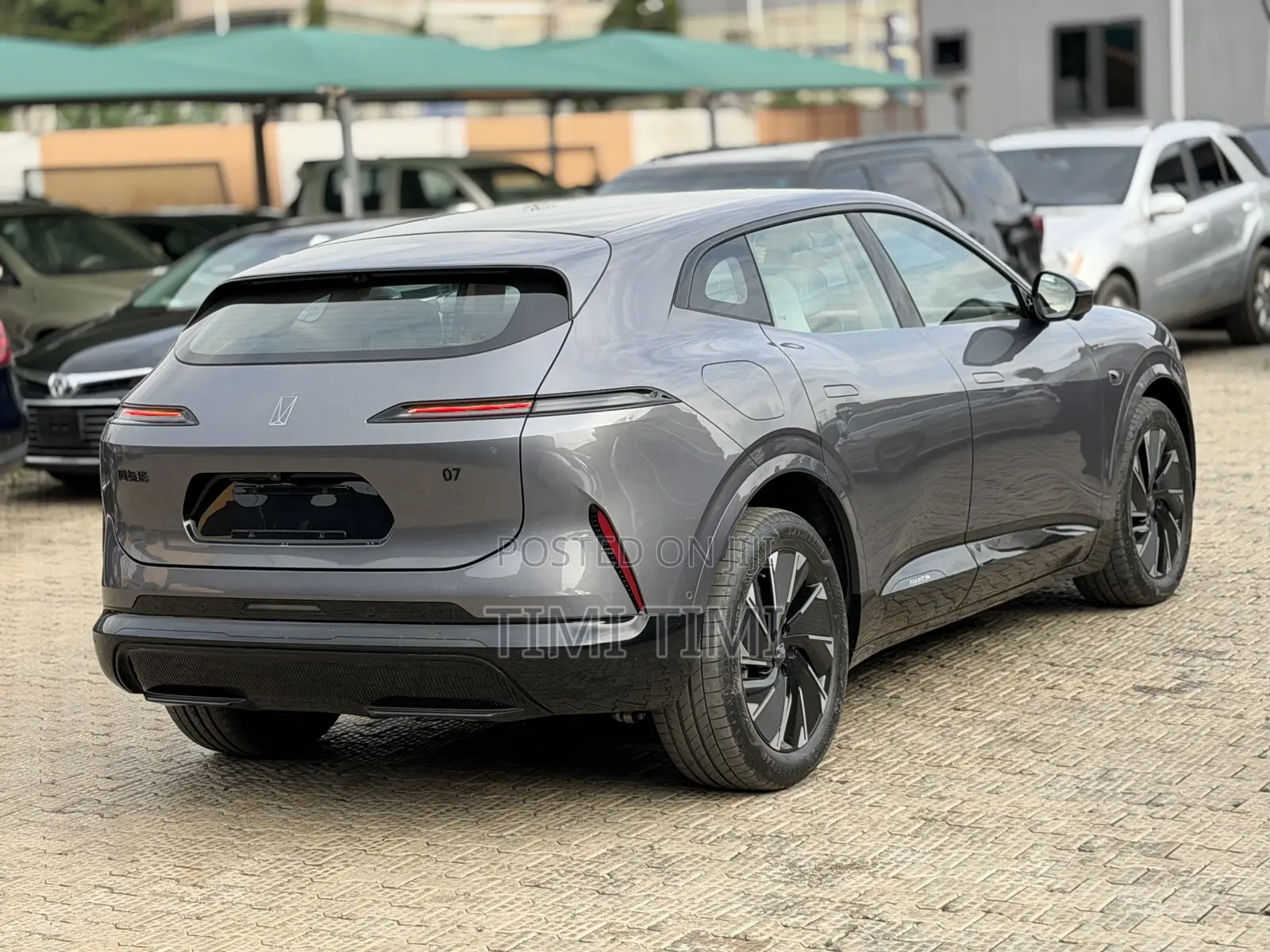 New Avatr 11 2025 Gray