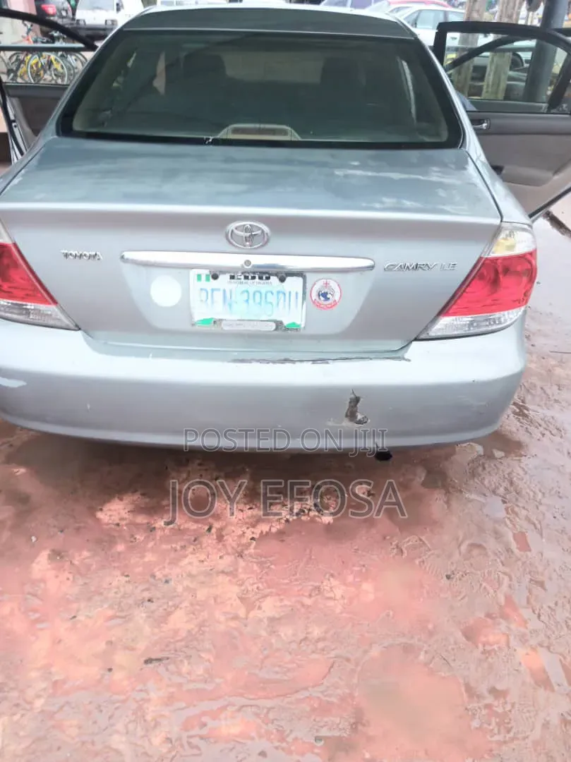 Toyota Camry 2006 Silver