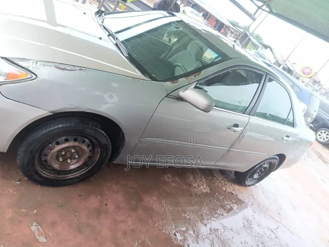 Toyota Camry 2006 Silver