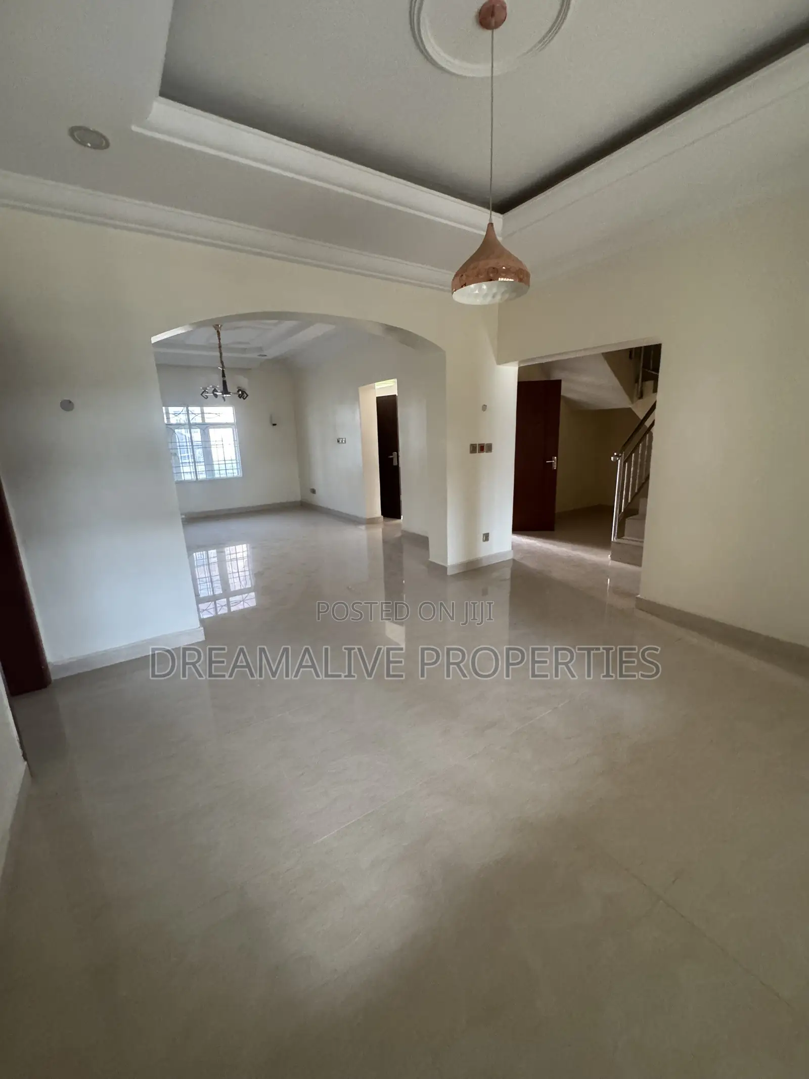 4bdrm Duplex in Life Camp for rent