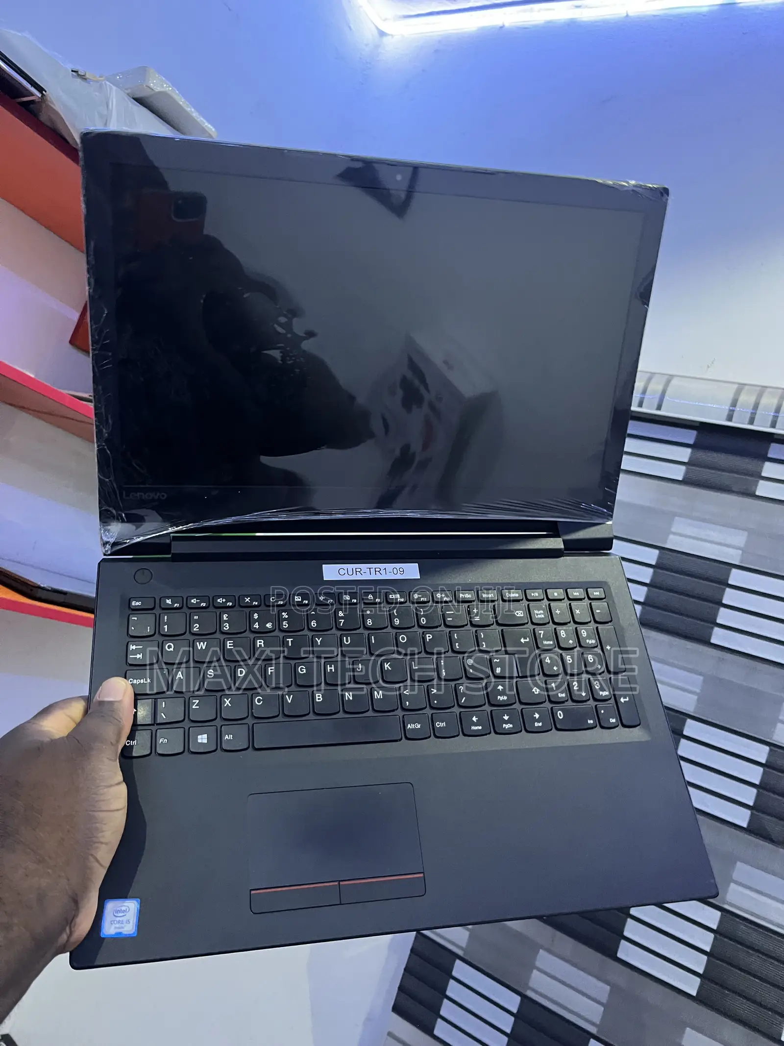 Laptop Lenovo IdeaPad 130 8GB Intel Core i5 SSD 128GB