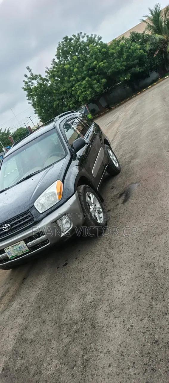 Toyota RAV4 2005 Black