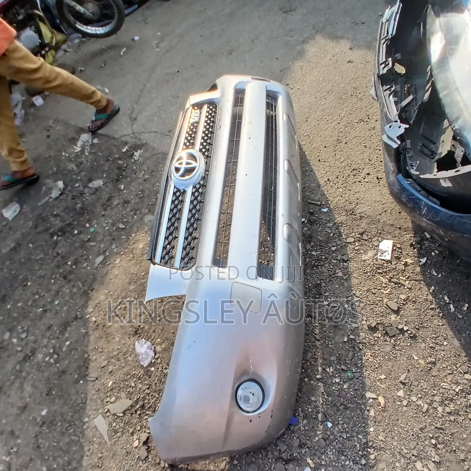 Bumper Rav4 2007