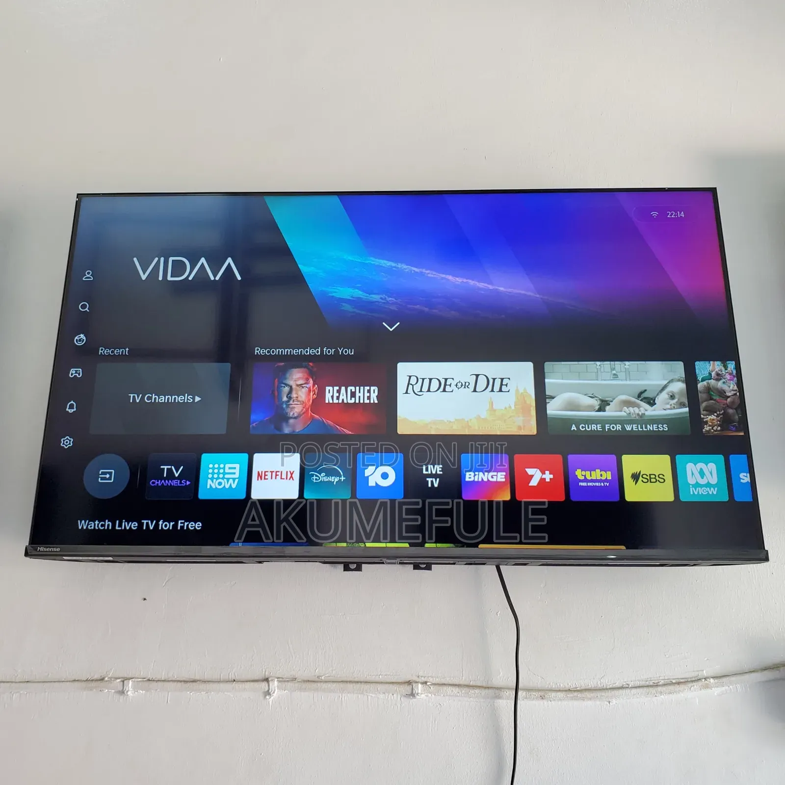 Hisense Vidaa Smart TV 40 Inches Display