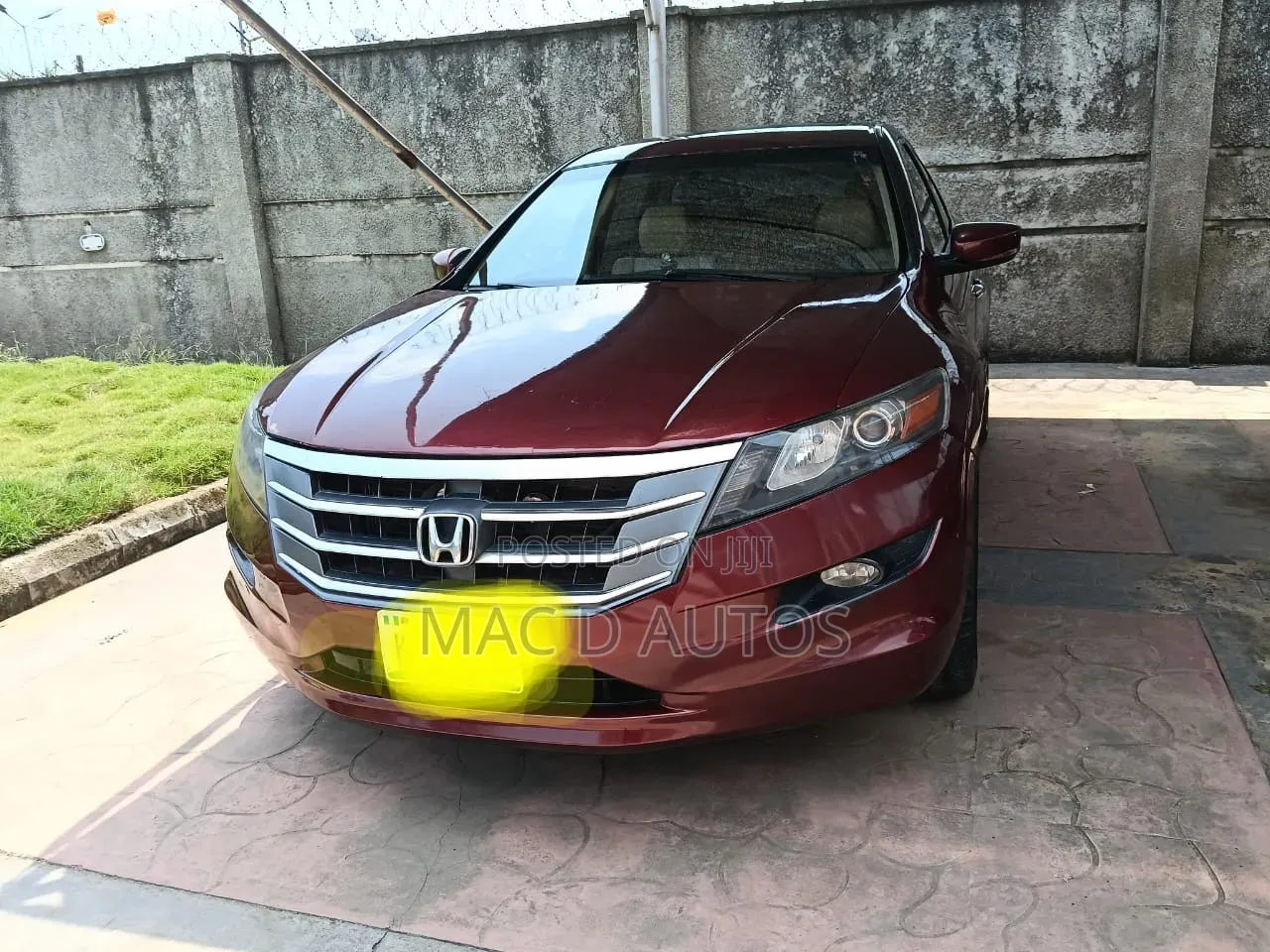 Honda Crosstour 2010 Red