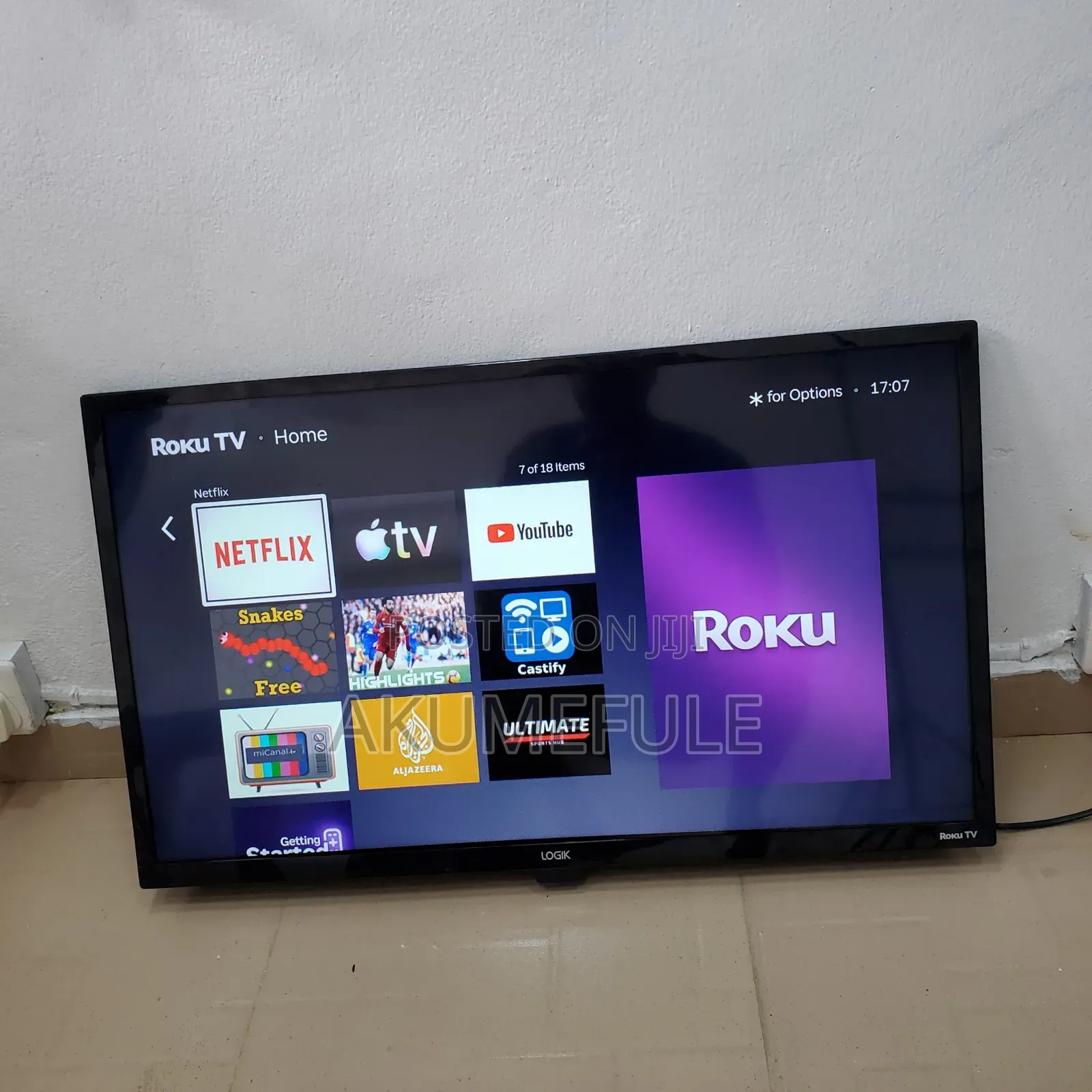 Logik Roku Smart TV 32 Inches Display With Free Netflix Account
