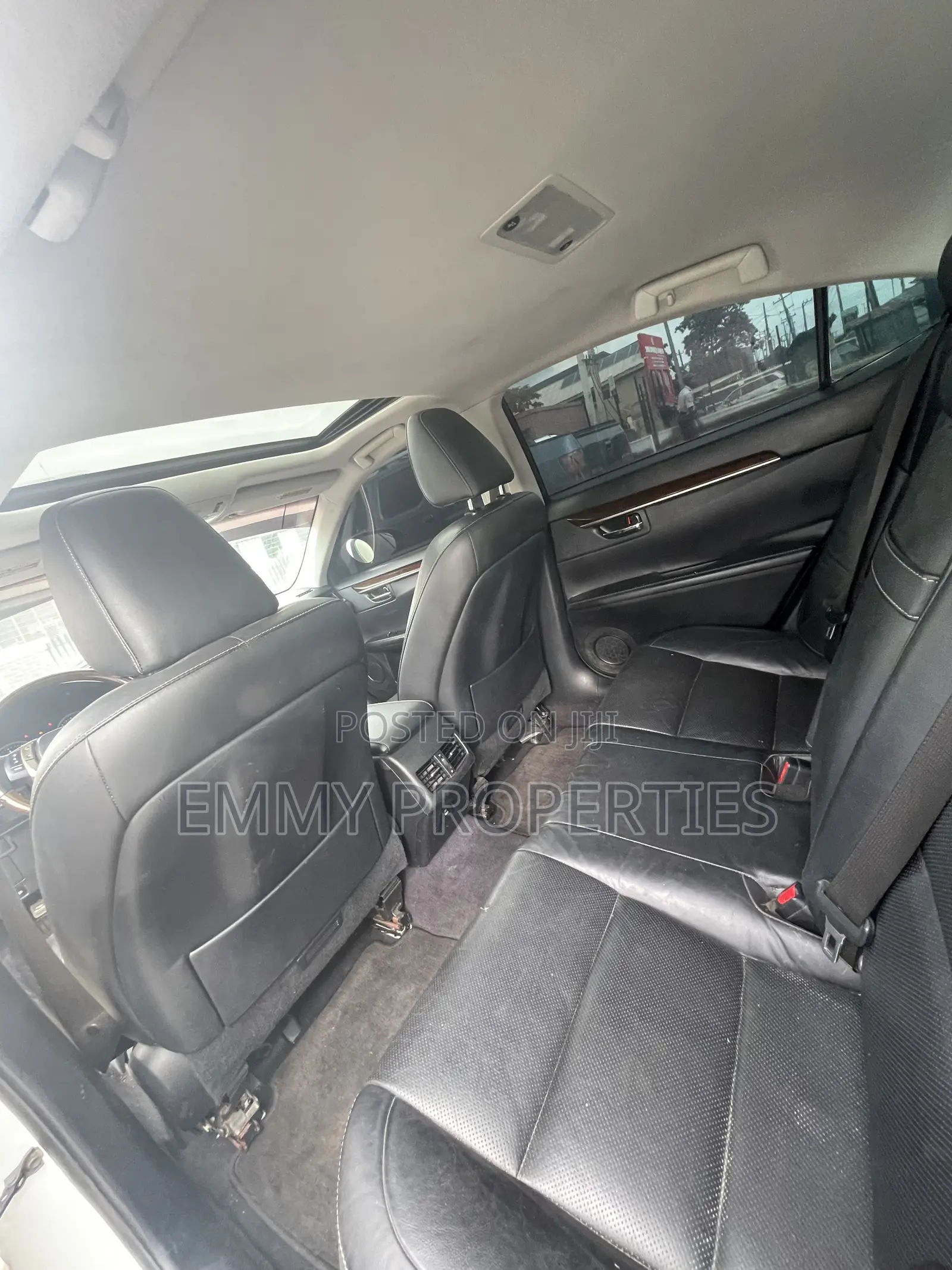 Lexus ES 2015 White