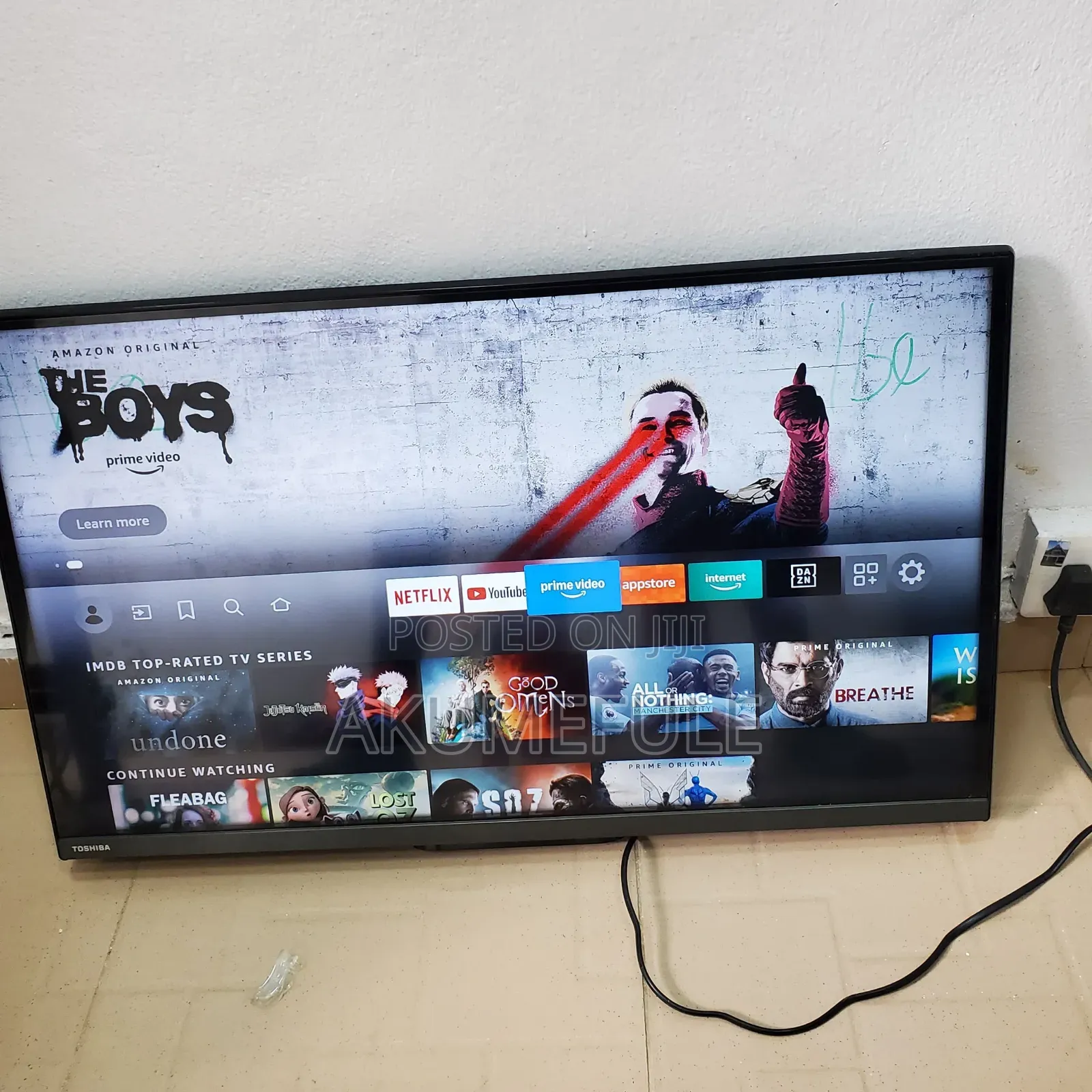 Toshiba Fire Smart TV 32 Inches Display With Free Netflix Account