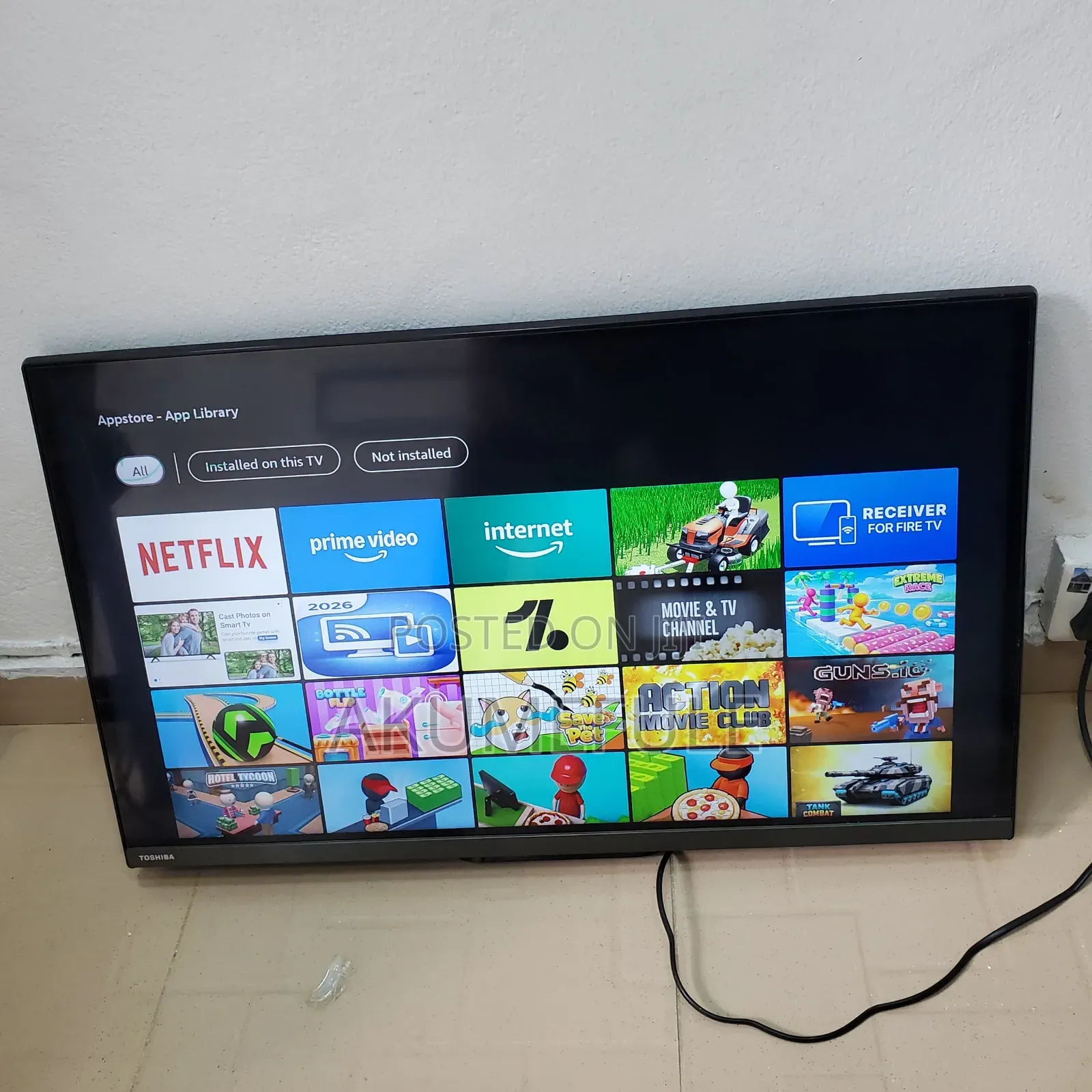 Toshiba Fire Smart TV 32 Inches Display With Free Netflix Account