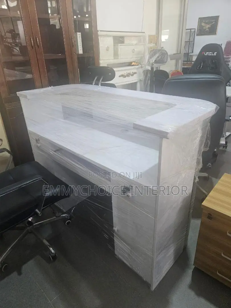 Executive Modern Reception Desk