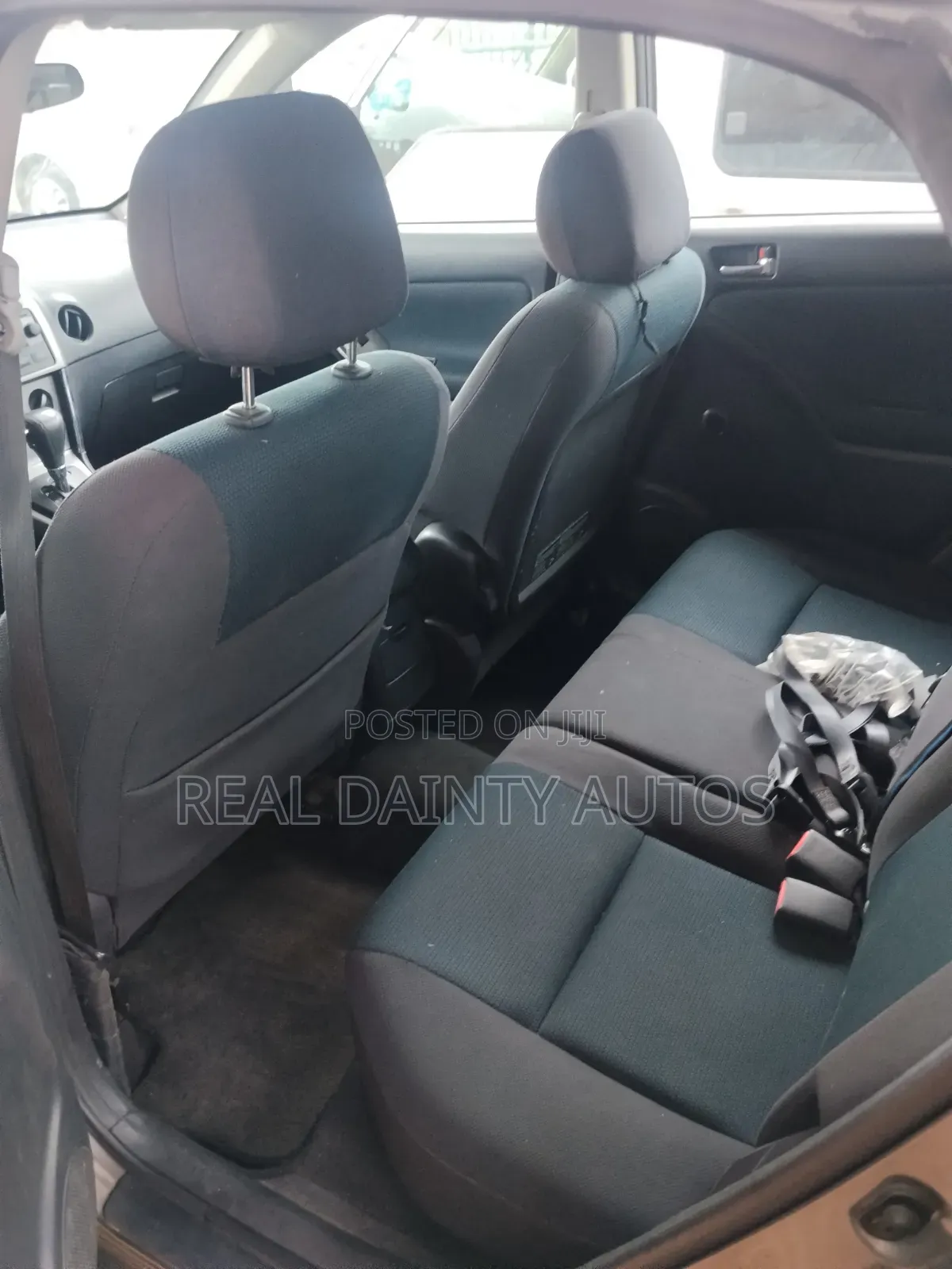Toyota Matrix XR Hatchback AWD (1.8L 4cyl 4A) 2006 Gray