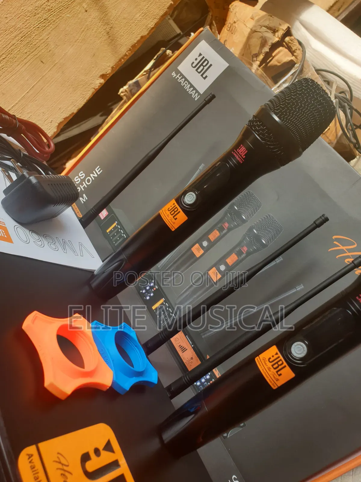 JBL VM860 Wireless Microphone