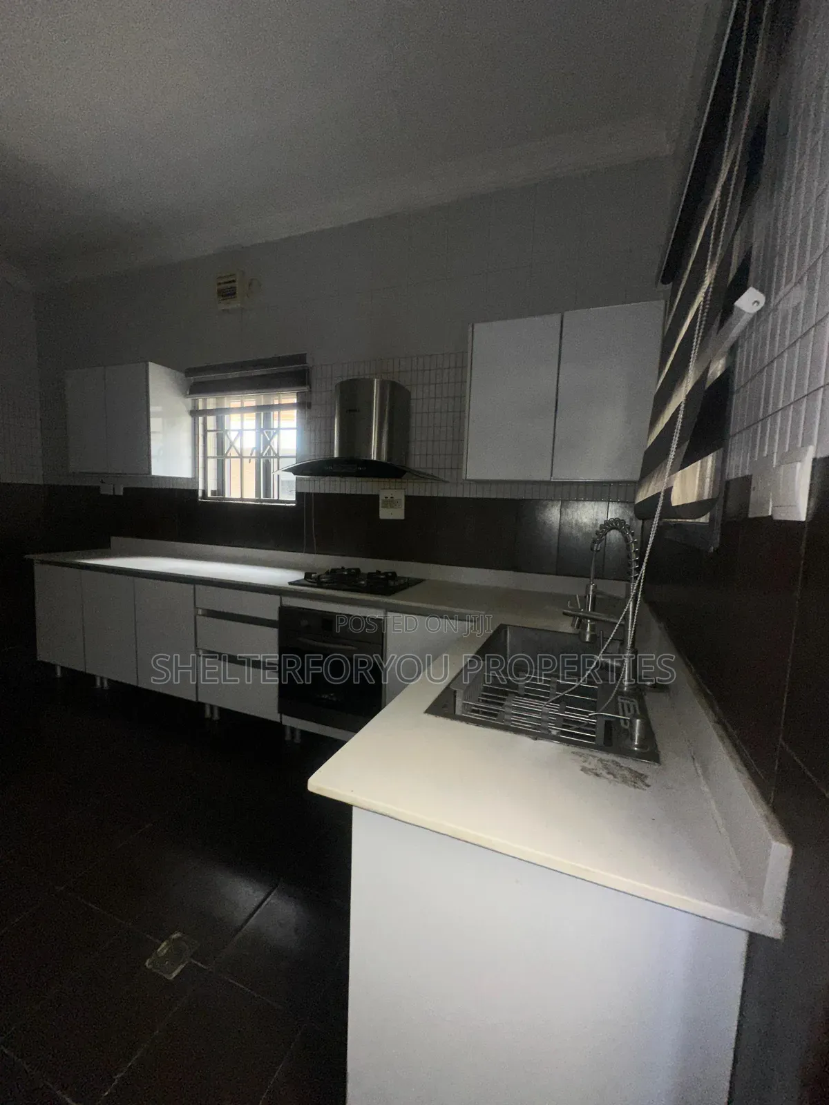 4bdrm Duplex in Victoria Island Extension for rent